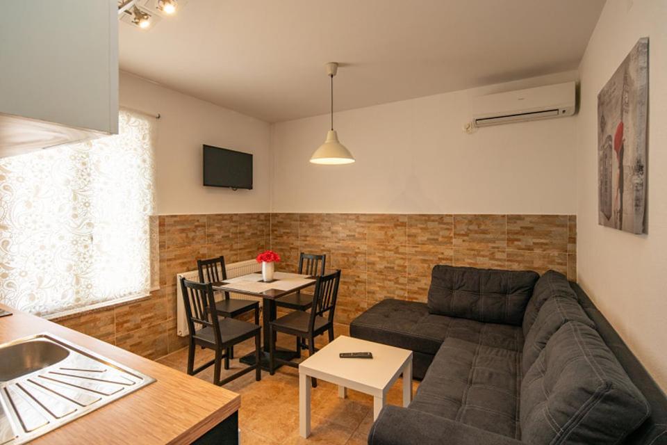 Apartment Nina 比奥格勒·纳·莫鲁 外观 照片