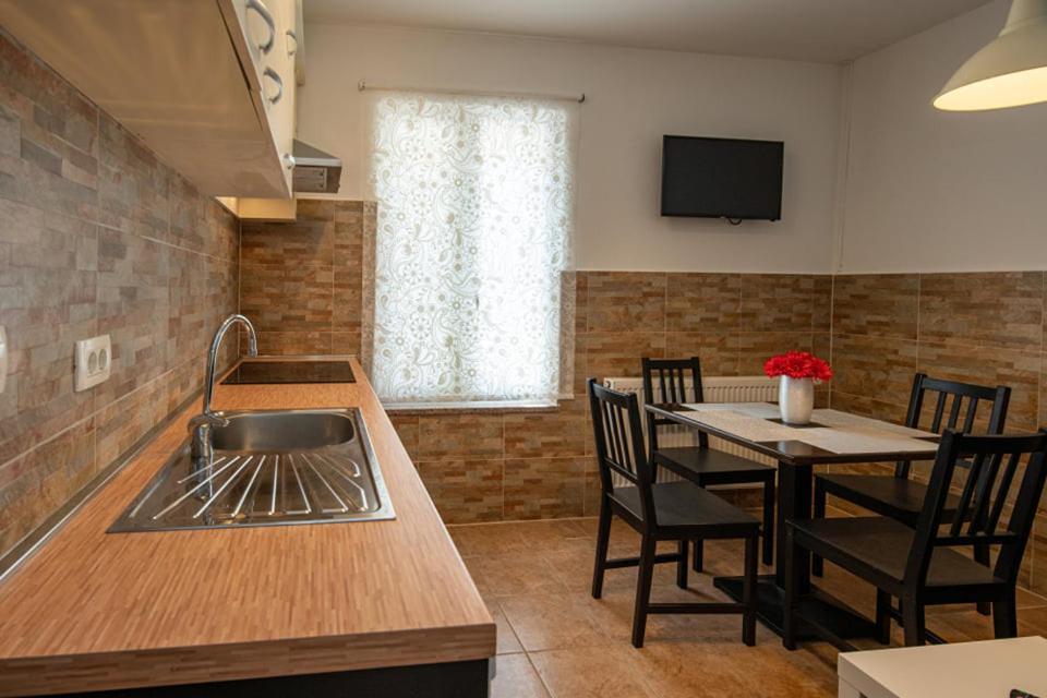 Apartment Nina 比奥格勒·纳·莫鲁 外观 照片